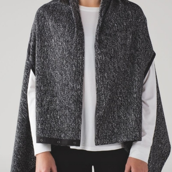 Lululemon Vinyasa Scarf - Picture 3 of 4